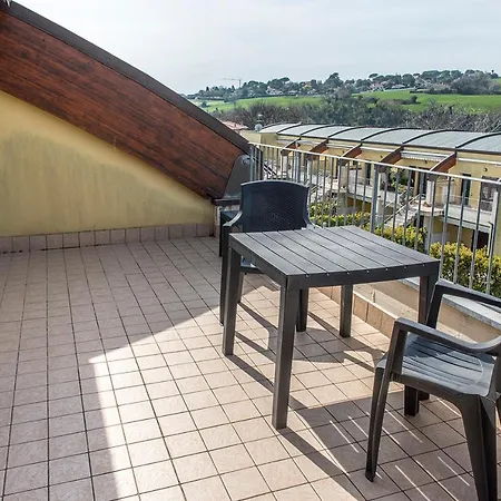 Apartamento N036 - Numana, Bilocale Con Terrazzo In Con Piscina Numana