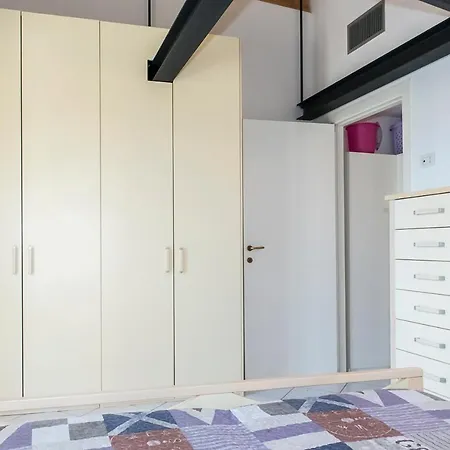 N036 - Numana, Bilocale Con Terrazzo In Con Piscina * נומאנה