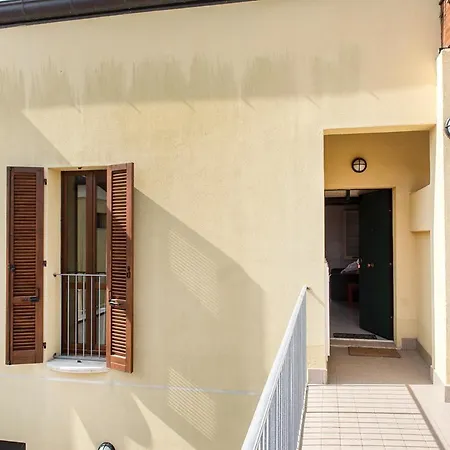 N036 - Numana, Bilocale Con Terrazzo In Con Piscina *