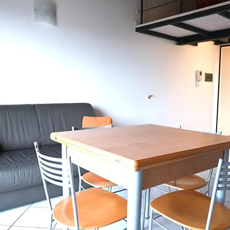 アパート N036 - Numana, Bilocale Con Terrazzo In Con Piscina シローロ